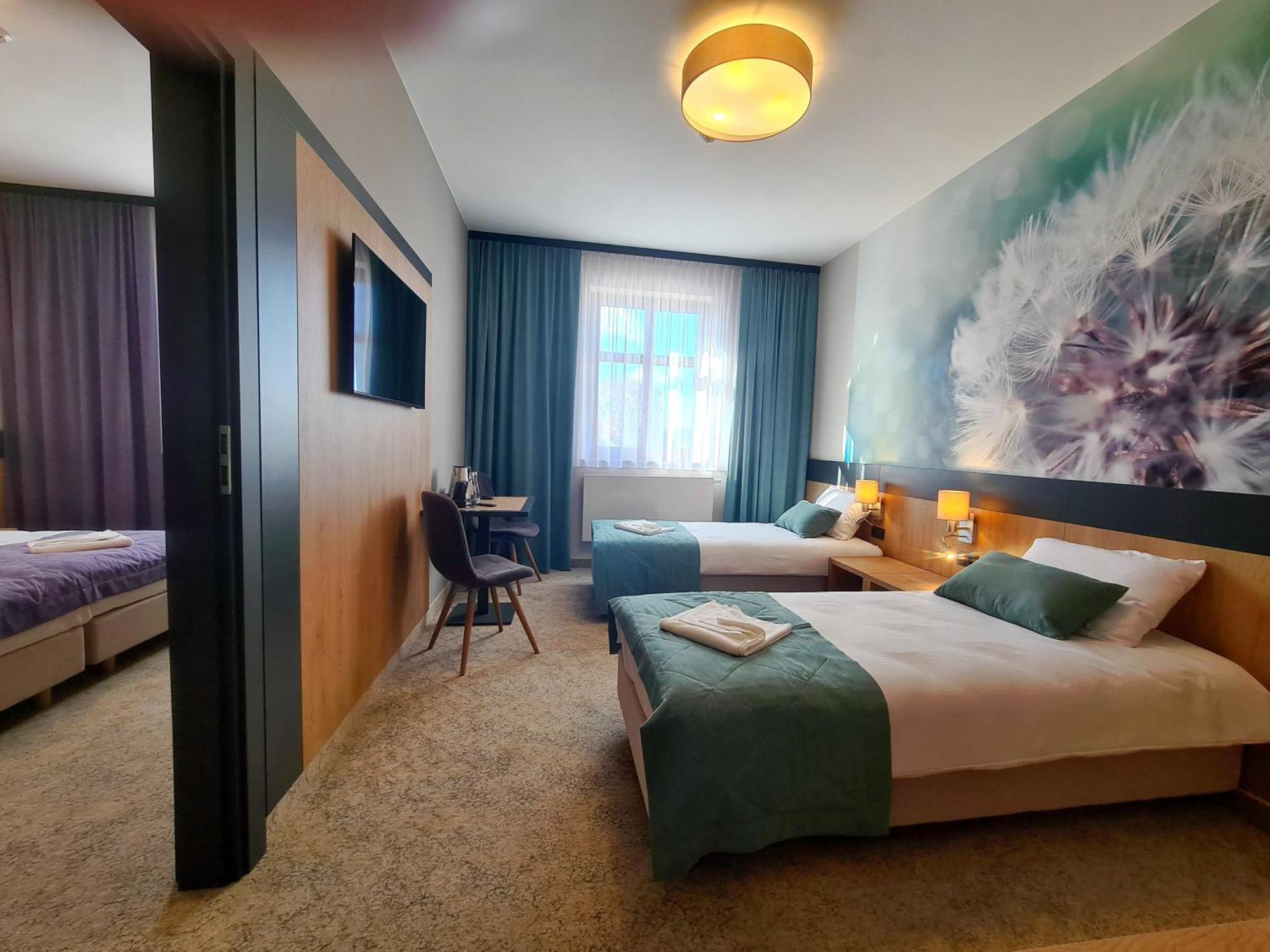 Hotel Port 2000 טורזים מראה חיצוני תמונה